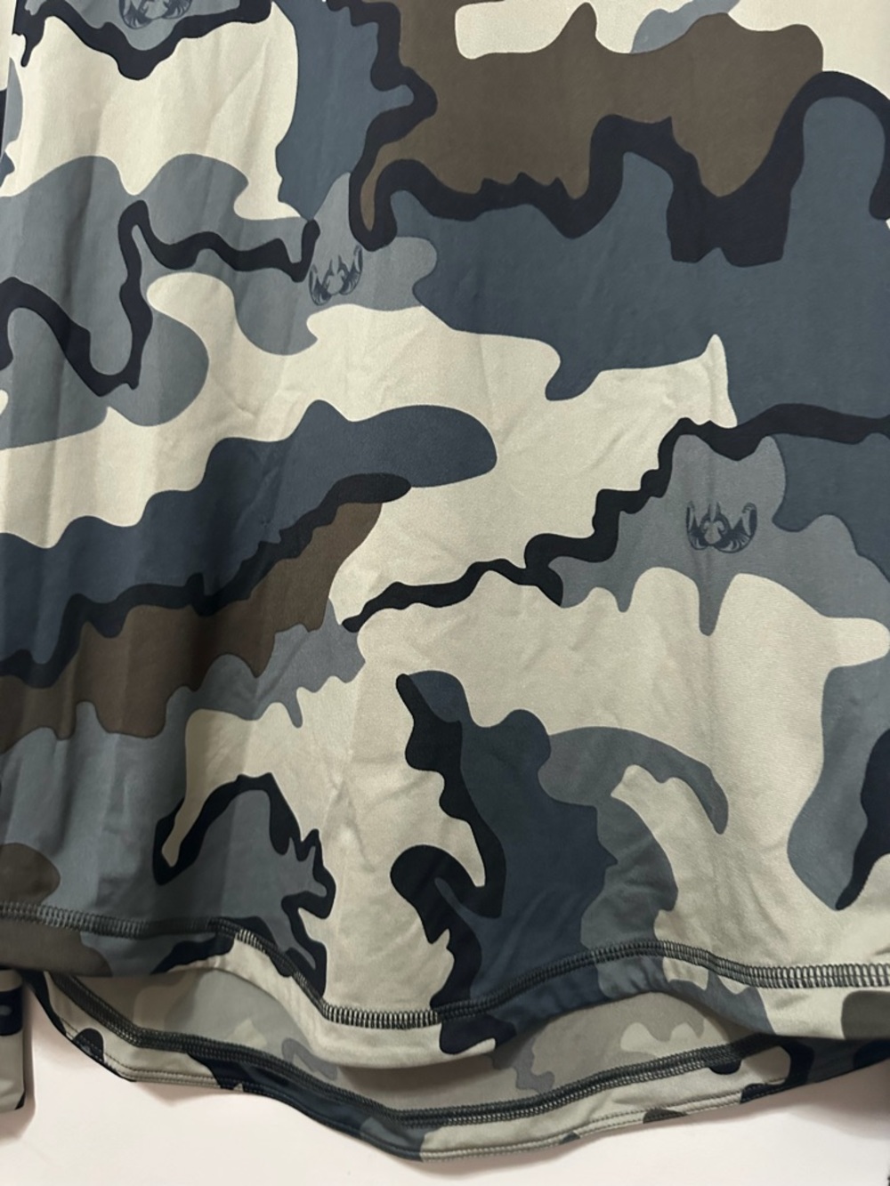 KUIU Gila Camo Performance Top Women’s Size Small Green & Black - Picture 5 of 15